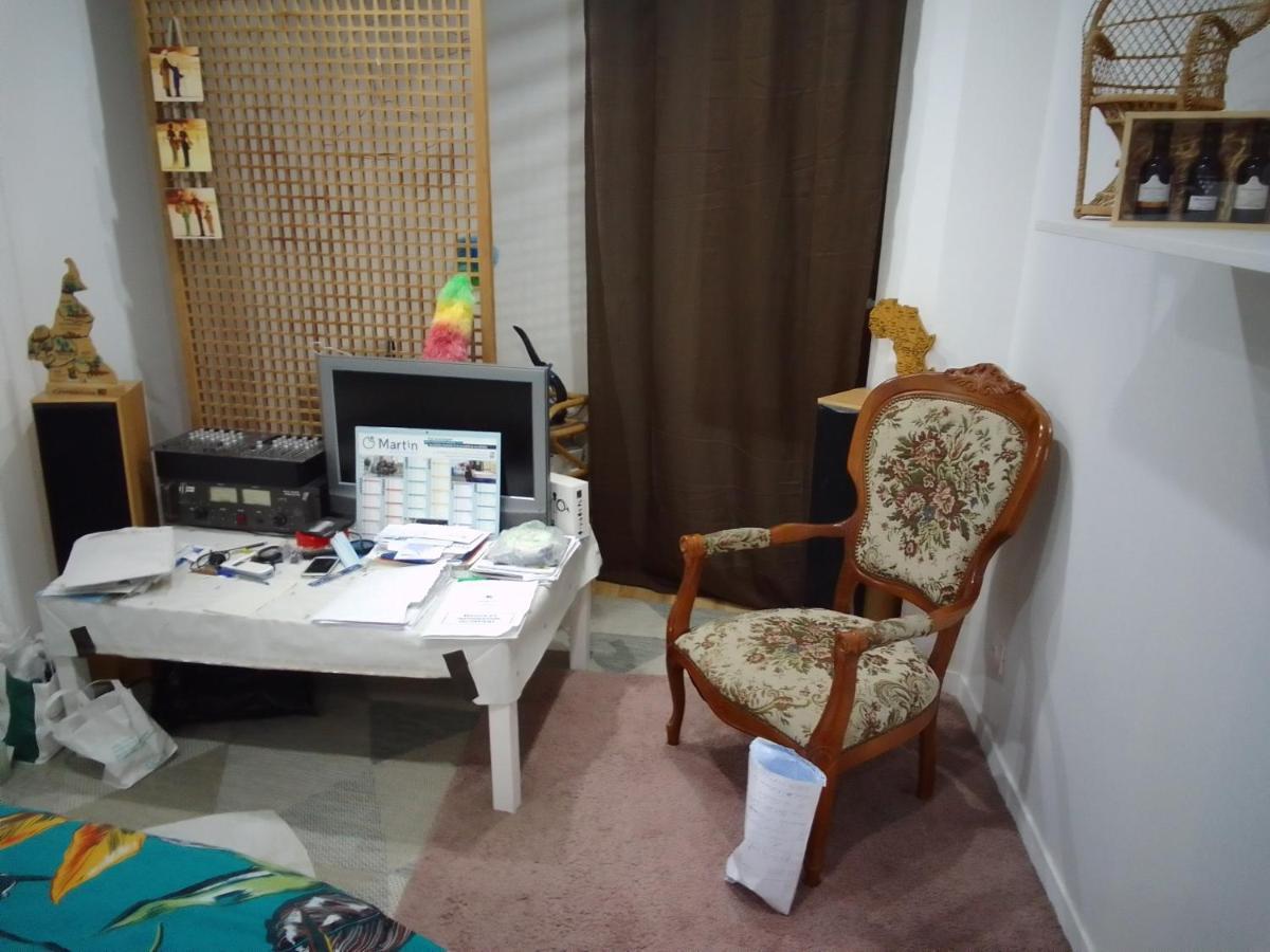 Chambre Chez L'Habitant Saint-Pierre-le-Moûtier Εξωτερικό φωτογραφία